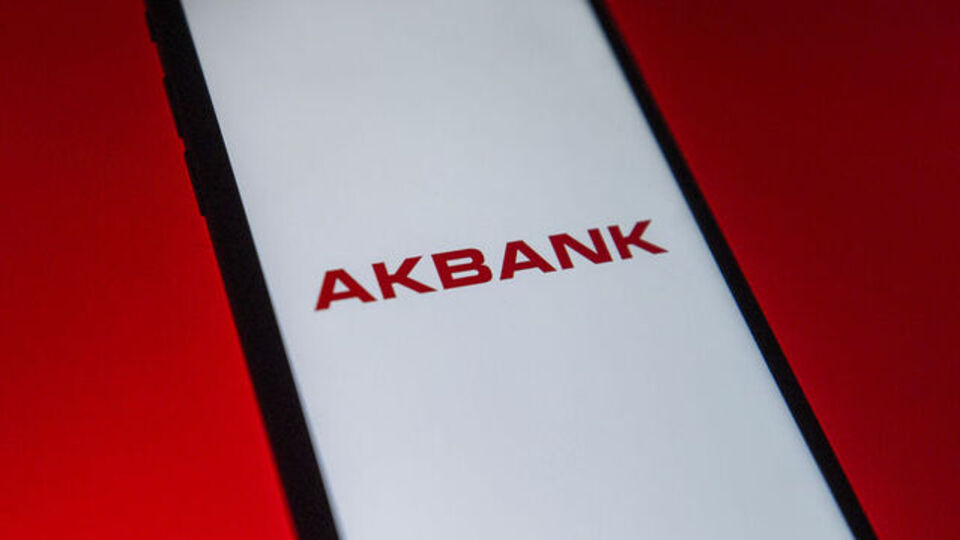 Akbank Çalışma Saatleri 2025