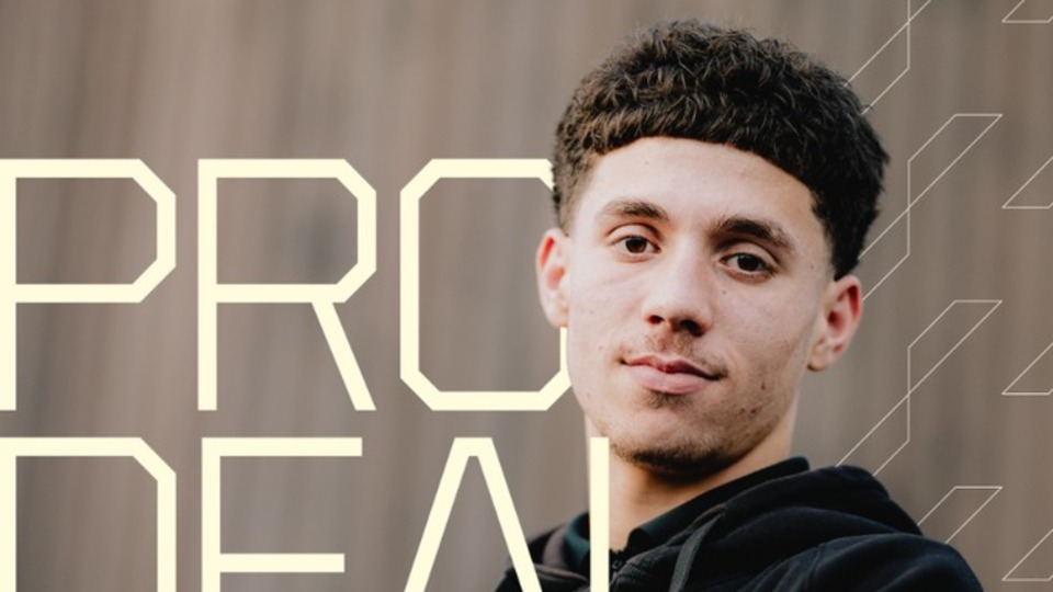 Norwich City, Vatan Özcan ile sözleşme imzaladı!