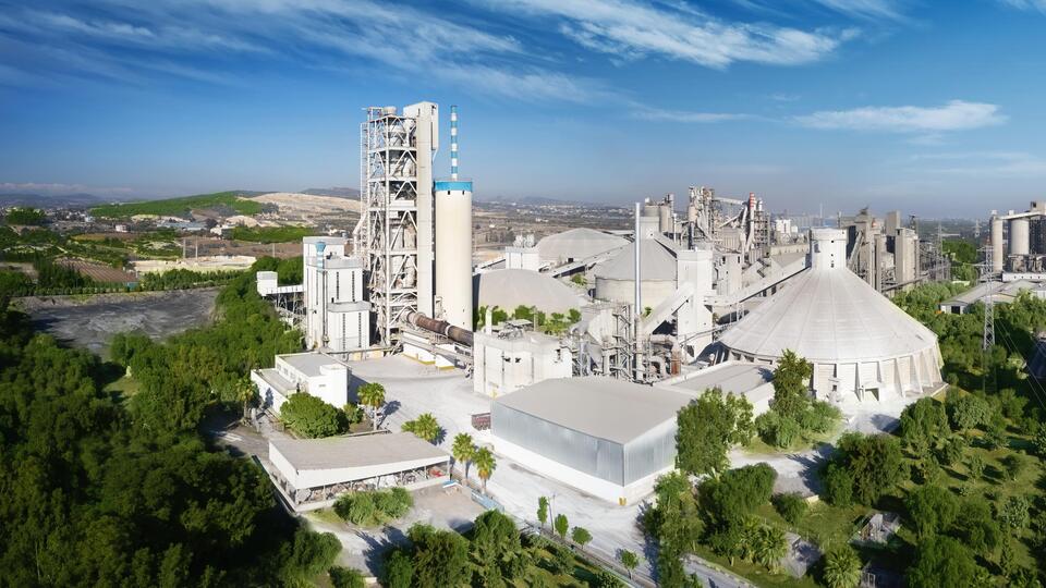 Çimsa'dan 28.2 milyar TL ciro