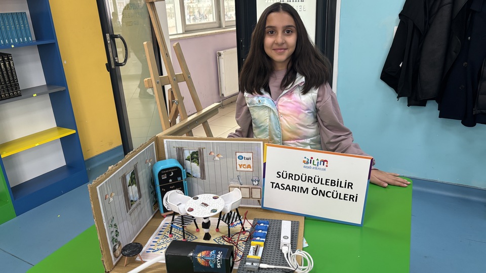 Çocuklar için 'Bilim Kuşağı Atölyeleri'