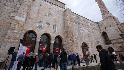 650 yıllık cami yeniden cemaatiyle buluştu