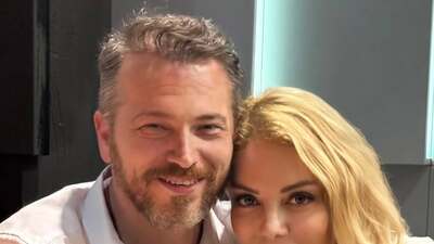 Yeni sevgilisini duyurdu