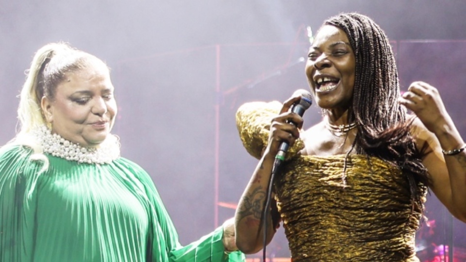 İltifat edeyim derken pot kırdı