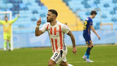 Adanaspor üç puanı iki golle aldı!