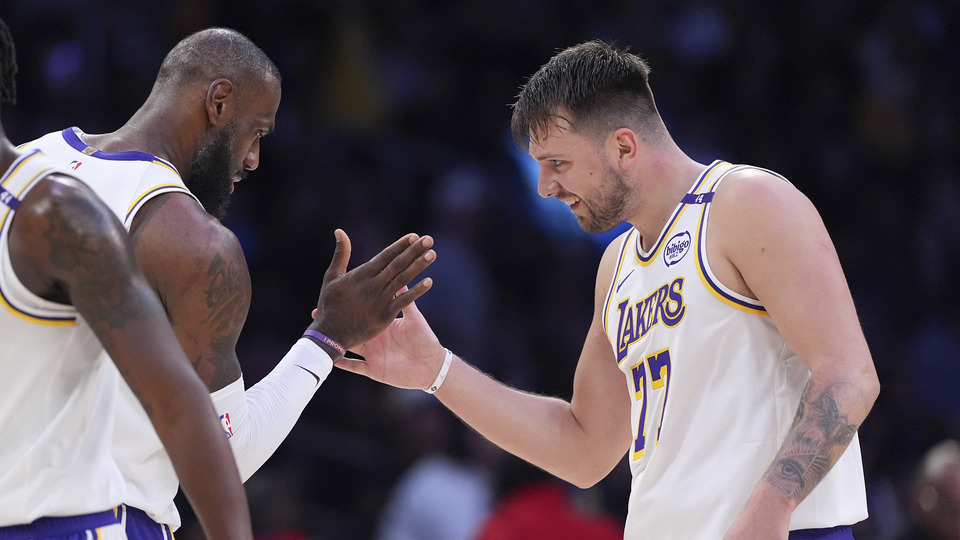 Lakers, üst üste 6. galibiyetini aldı