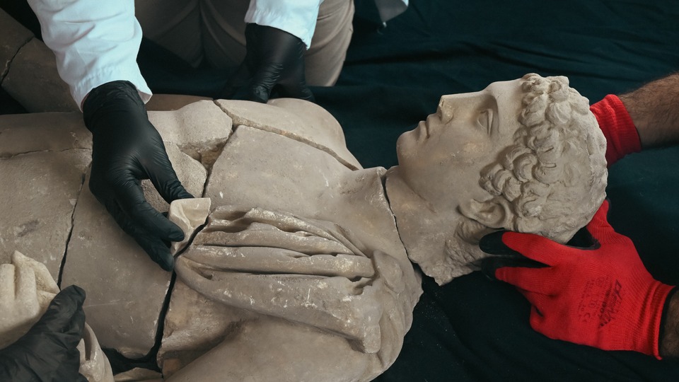 3 eşsiz eser keşfedildi