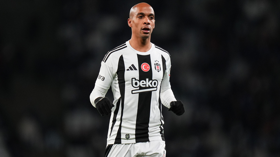 Joao Mario yerini buldu ve coştu!