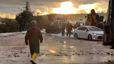 Sağanak yağmur, fırtına ve toz uyarısı