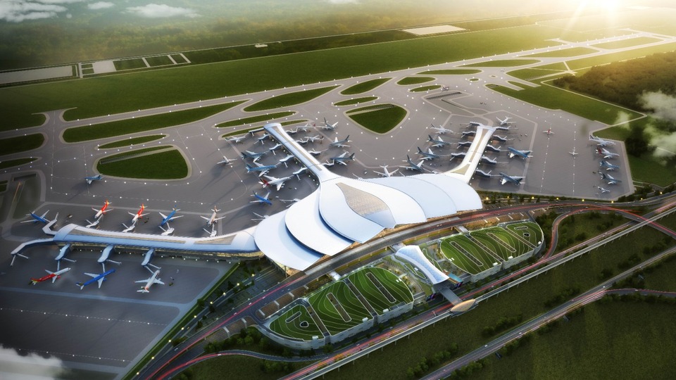 IC İnşaat Vietnam'da havaalanı yapıyor