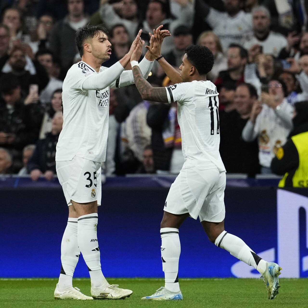 Derbide ilk raunt Real Madrid'in!