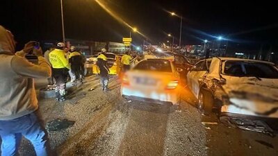 Ankara'da 9 araçlık zincirleme kaza: 4 yaralı