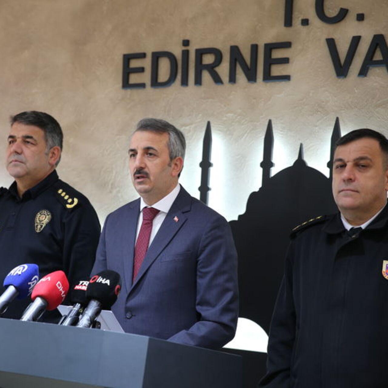 Edirne'de 1.3 ton uyuşturucu ele geçirildi