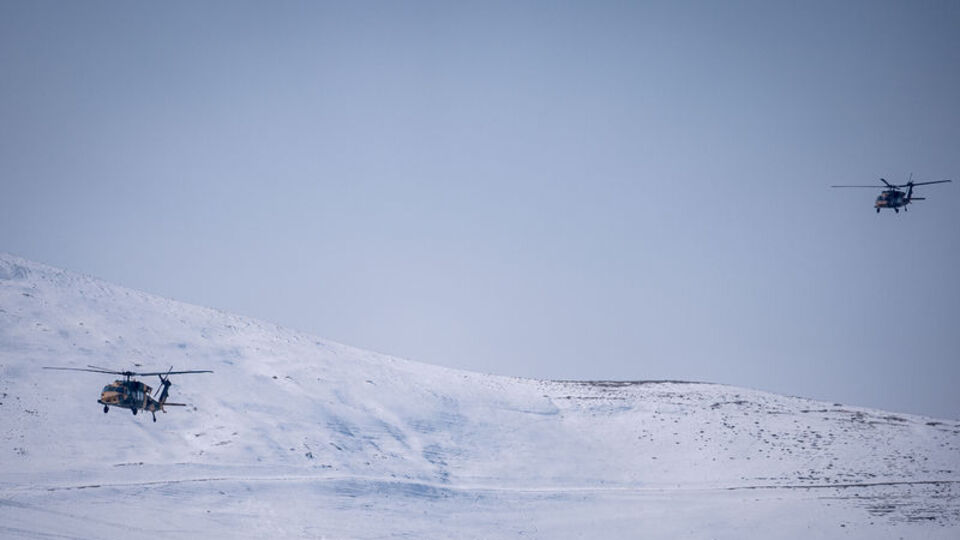 MSB o anları paylaştı! Askeri helikopterle böyle kurtarıldı