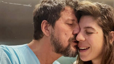 Kızının doğumunun 1'inci ayını kutladı