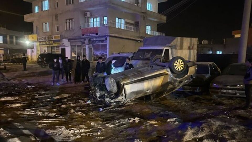 Halı saha maçı dönüşünde kaza: 3 yaralı