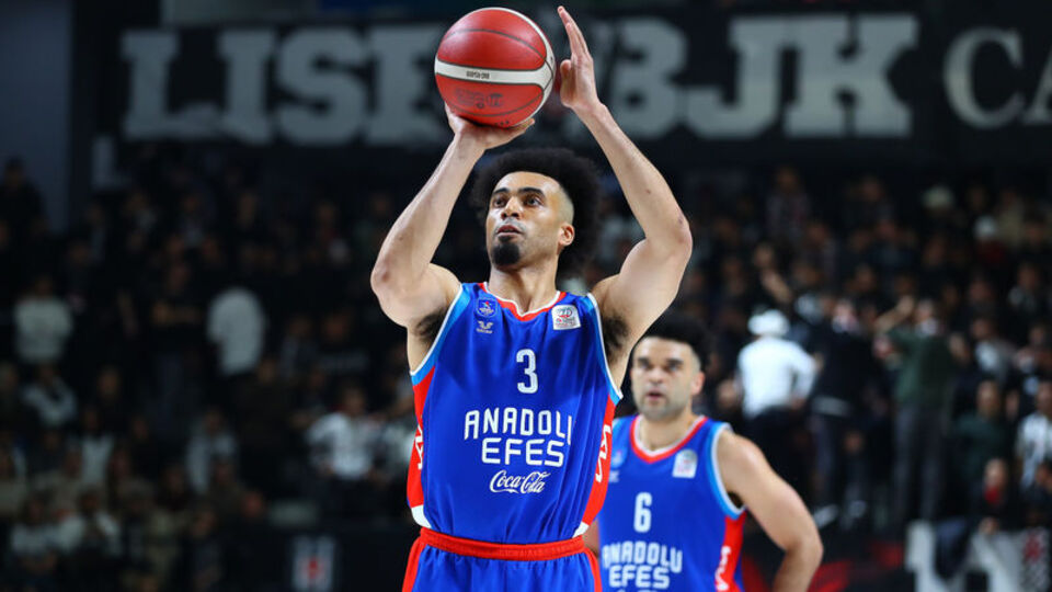 Anadolu Efes, Bologna'yı ağırlayacak!