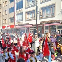 Çocukların Ramazan fener alayı etkinliği