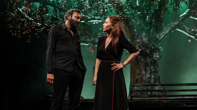 'Aşk Biter mi?' Londra West End'de gidiyor