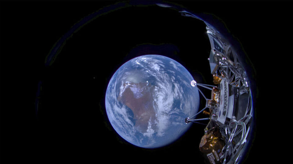 Ay'ın güney kutbunu keşfedecekler