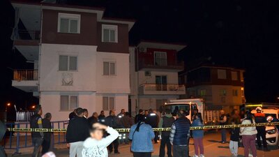 Çatlak oluşan 9 daireli bina tahliye edildi