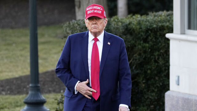Trump'tan Biden'a eleştiri: "Ulusal kabusumuz nihayet sona erdi"