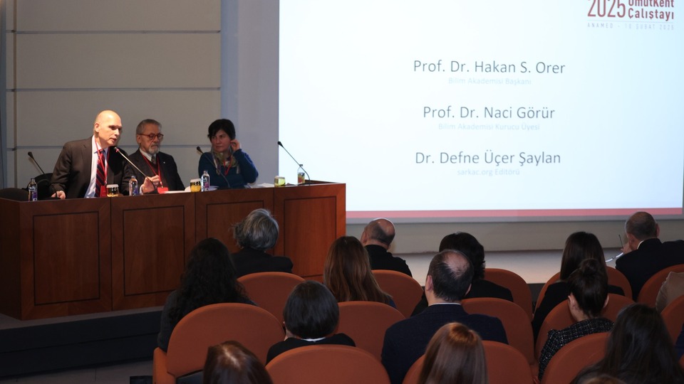 "Deprem Dirençli Kentler: Bir Yol Haritası" kitabı tanıtıldı