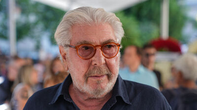 "Kendini değiştirirsen, dünyayı değiştirirsin"