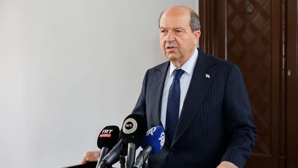 Ersin Tatar: İngiltere'nin tutumu eşitsizliği derinleştiriyor