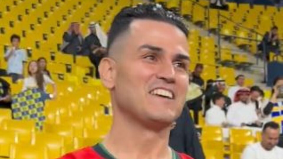 "Sen bana benzemiyorsun, çirkinsin"