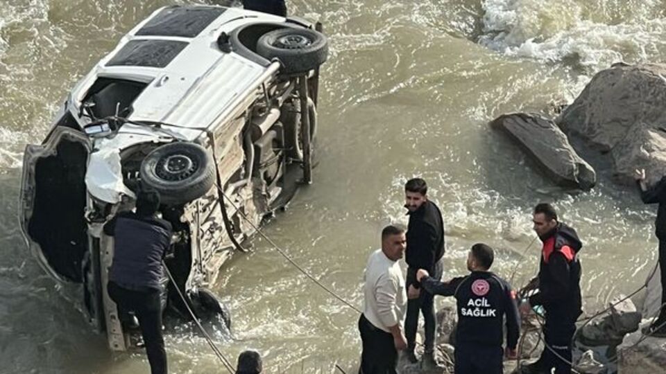 Baba ile oğlunu Zap suyu ayırdı!