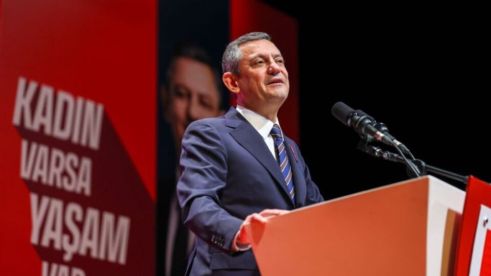 "Demokrasi devrimine tüm kadınları davet ediyorum"