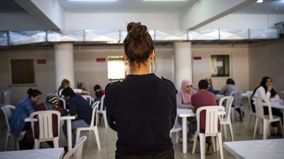 Kadın tutuklulara açık görüş izni