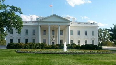 Donald Trump: İran askeri yolla ya da müzakereyle baş edilebilir