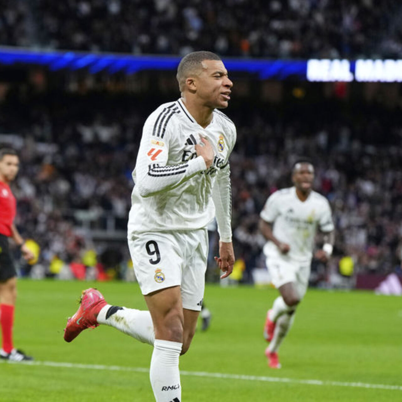 Real Madrid zirve takibini sürdürüyor!