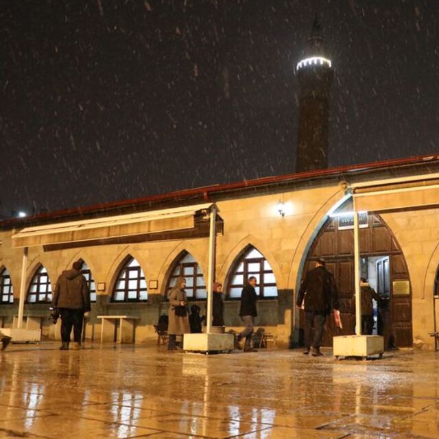 Sivas'ta teravihte 5 asırlık gelenek