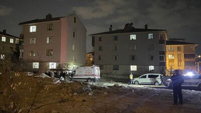 Boşanma aşamasındaki eşini öldürüp intihar etti