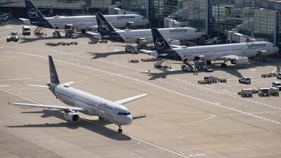 Almanya'da greve ara: Uçuşlar yeniden başladı