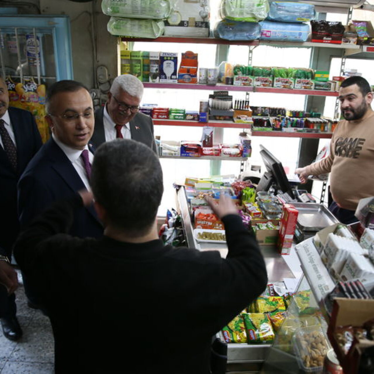 Gaziantep'te "Bakkal Kart" ile destek