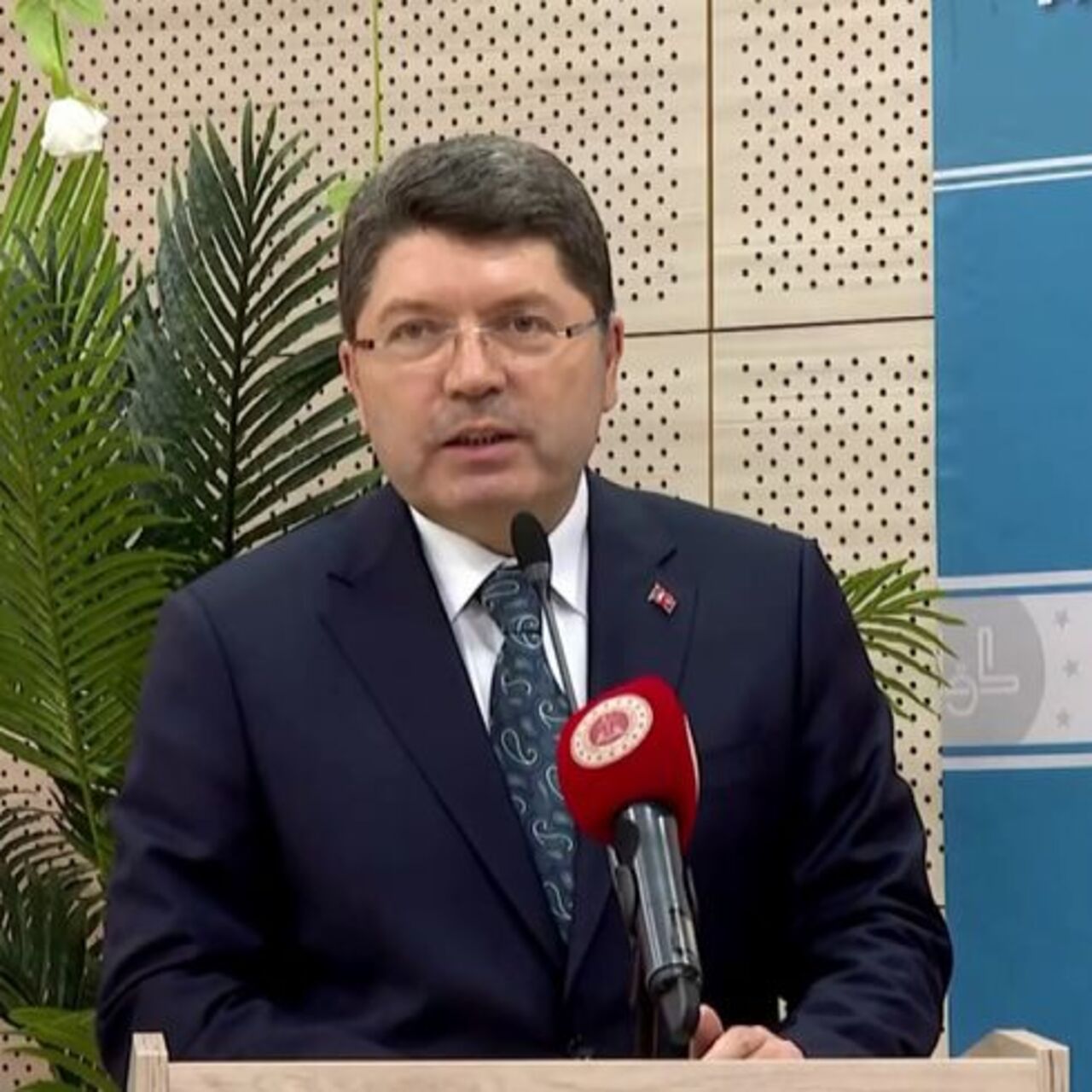 Bakan Tunç: Terör belasından kurtulmanın eşiğindeyiz
