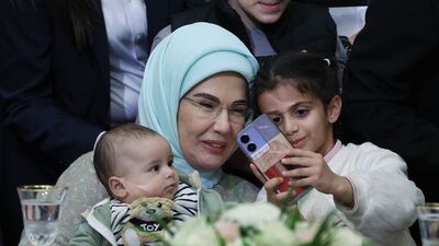 Emine Erdoğan, Filistinlilerle iftar yaptı