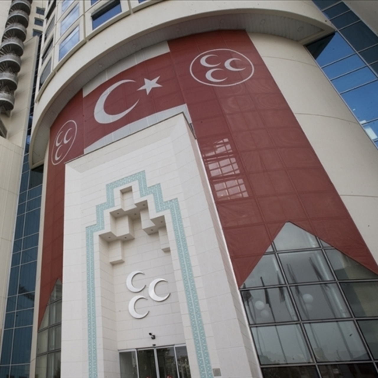 MHP, 'Terörsüz Türkiye' sürecinde CHP ile görüşmeme kararı aldı