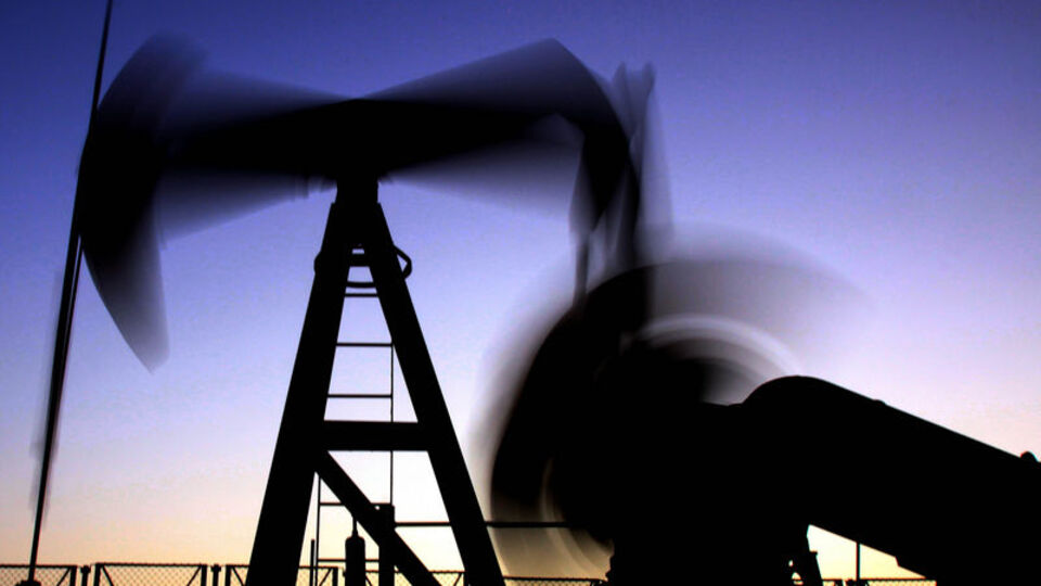 ABD, 2025 petrol fiyat tahminini düşürdü