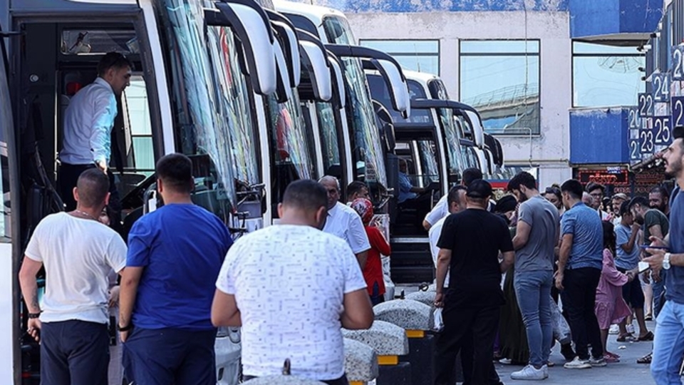 Otobüs ve uçağa bayram zammı