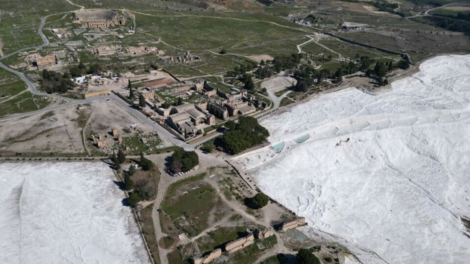 Pamukkale'ye 25 yılda 37 milyondan fazla ziyaretçi