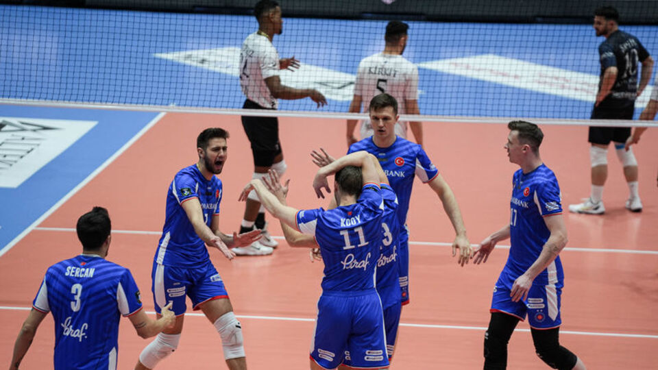 Halkbank evinde avantajı aldı!