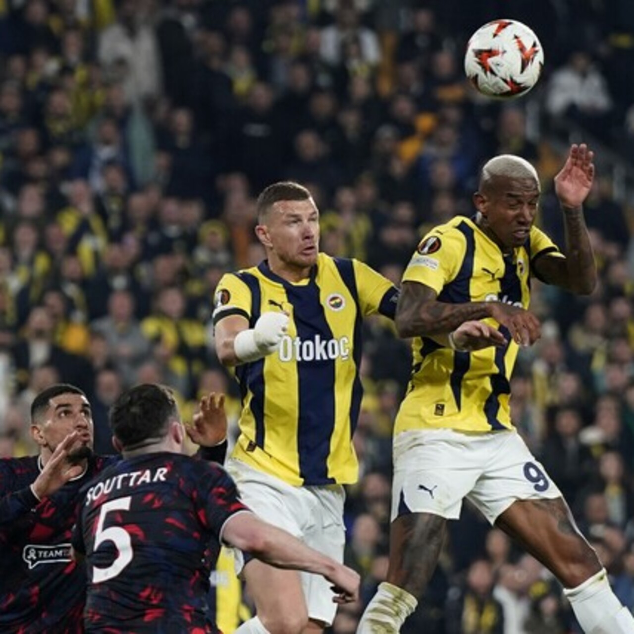 Rangers-Fenerbahçe maçı canlı izle