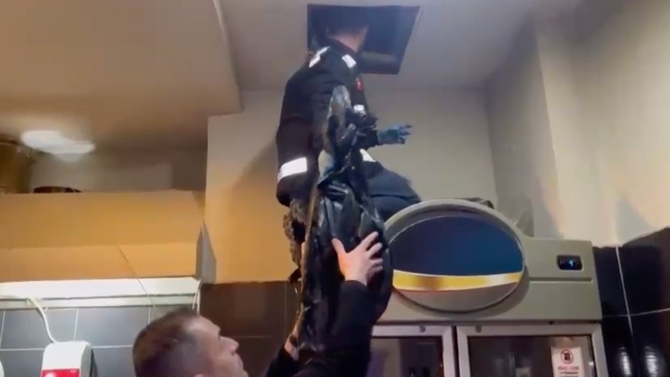 Eğlence merkezi değil, cephanelik!