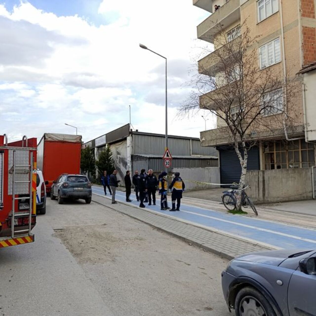 Kötü kokunun geldiği evde ölü bulundu