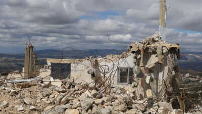 İsrail Lübnan'ı bombaladı