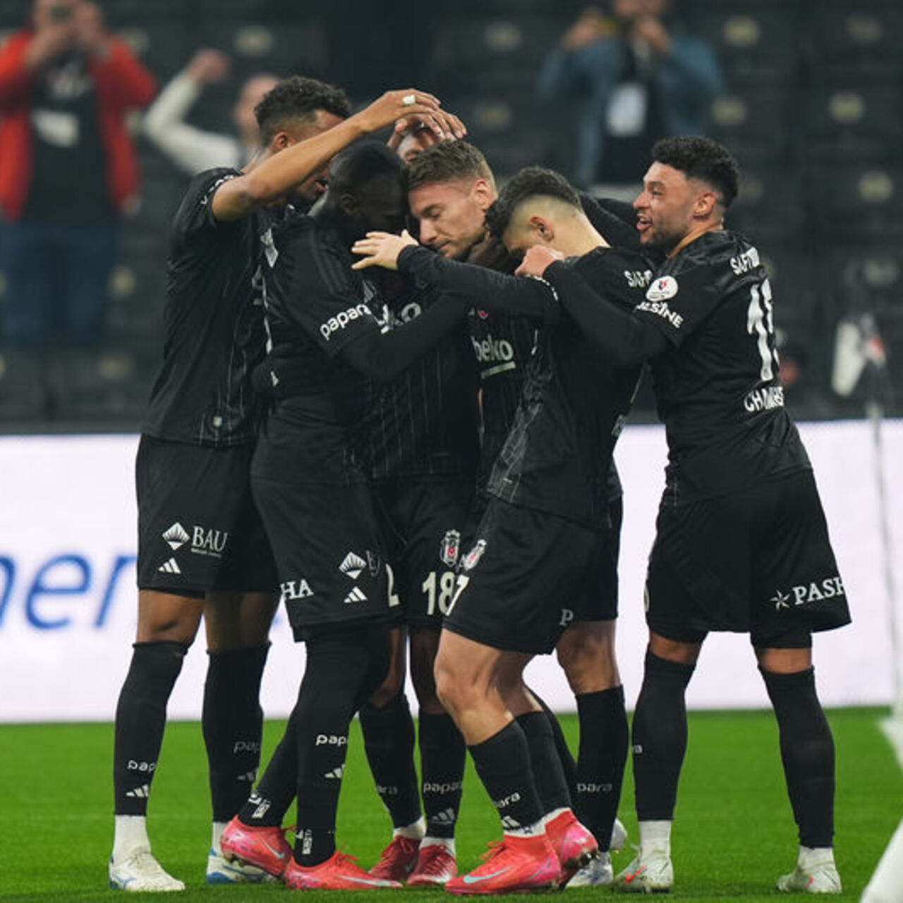 Beşiktaş'ta derbi öncesi sarı alarmı!